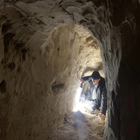 У центрі Києва знайшли печеру, ймовірно, часів Київської Русі. Її можуть зруйнувати через новобудову