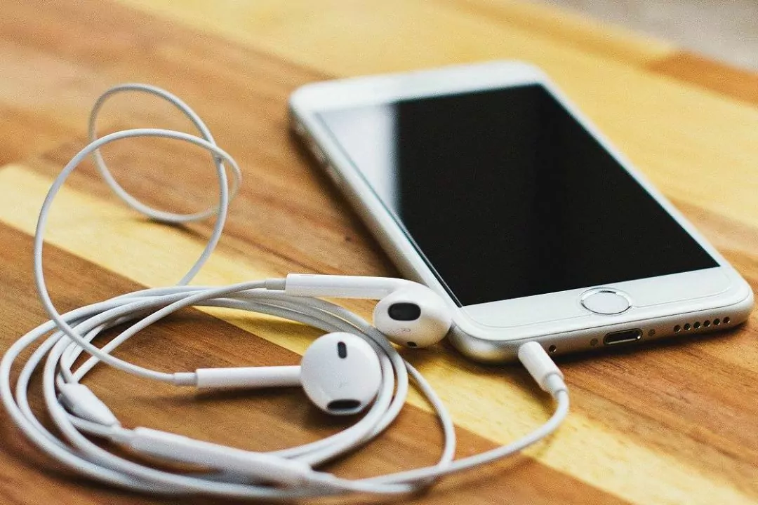 Какие песни слушали украинцы в 2020 году: рейтинг Deezer