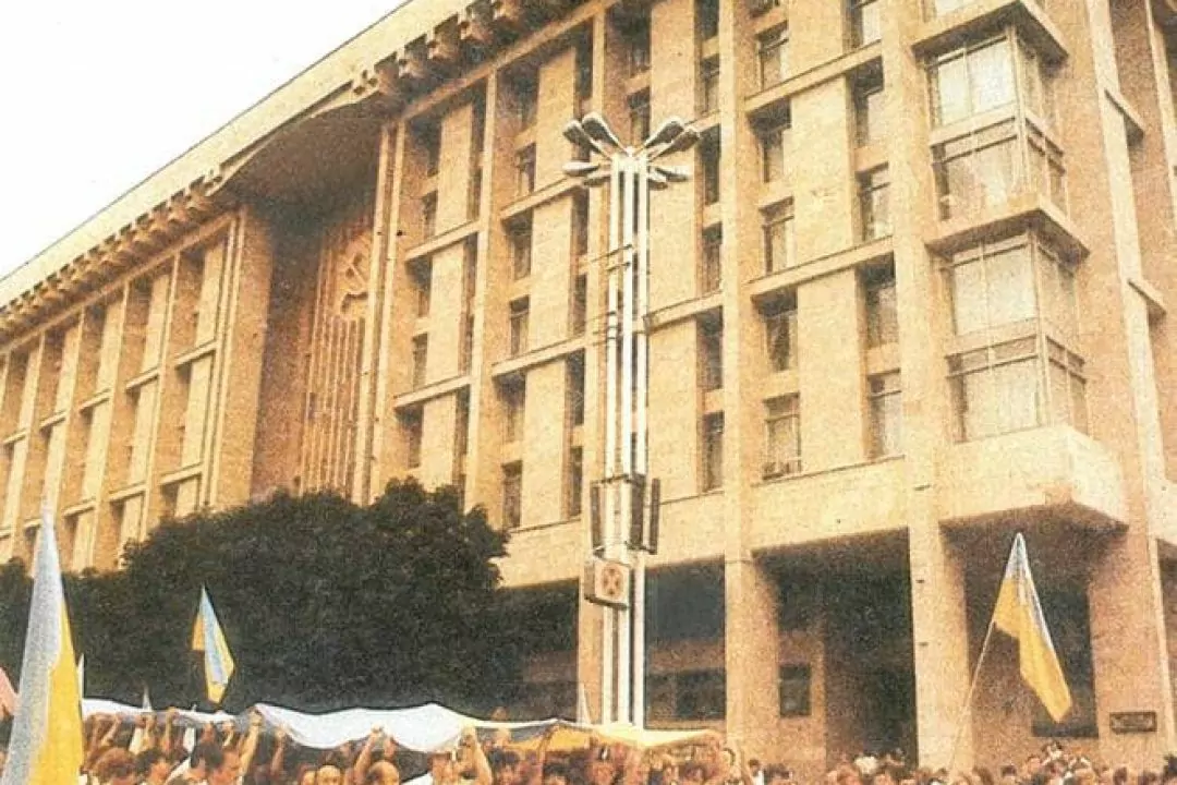 Музей історії Києва покаже унікальний український прапор