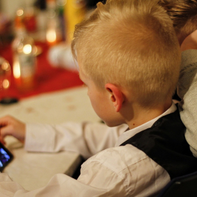 Украинцы создали приложение для обучения детей без света и интернета