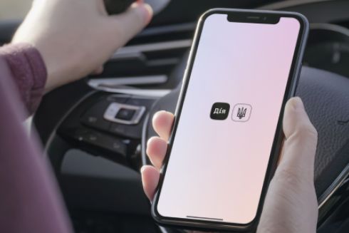 У “Дії” скоро можна буде розмитнити авто: скільки це коштуватиме