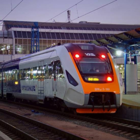 «Укрзалізниця» поднимает стоимость билетов на международные рейсы: поезд в Варшаву подорожает на 72%