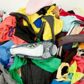 «Україна без сміття» начала принимать одежду на утилизацию высокотемпературным сжиганием