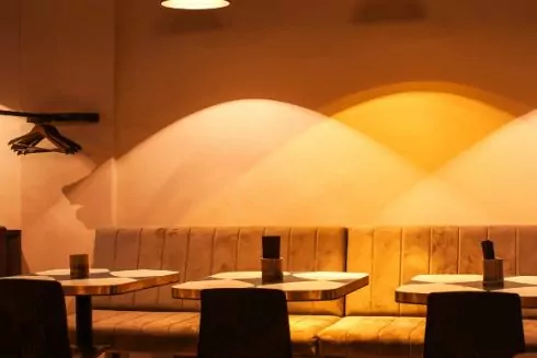 В Closer перезапустился вегетарианский ресторан Savage Food