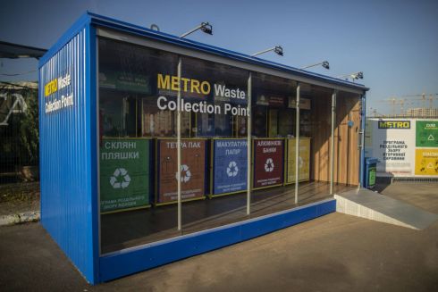 Metro начала устанавливать при ТЦ пункты сортировки мусора