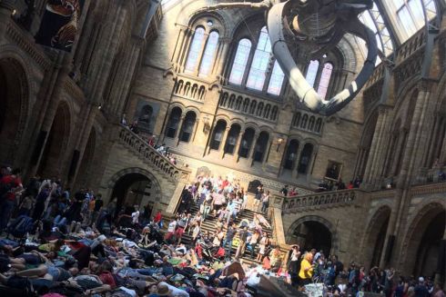 У Лондоні екоактивісти захопили Музей природознавства