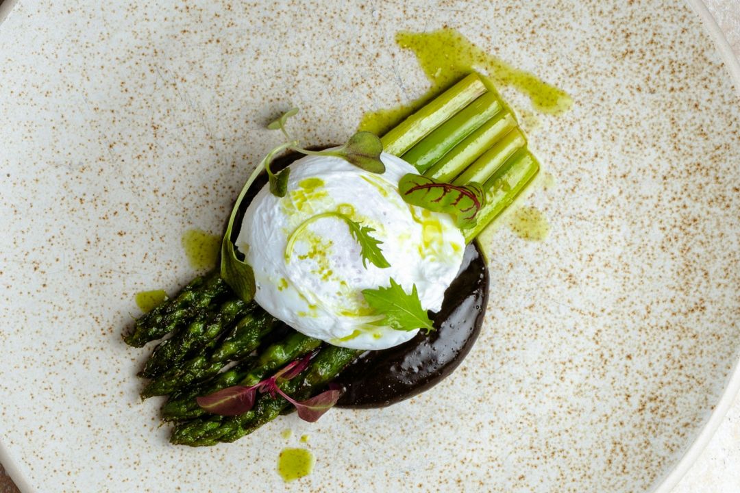 Сезон спаржі: смачні рецепти на сніданок, обід і вечерю