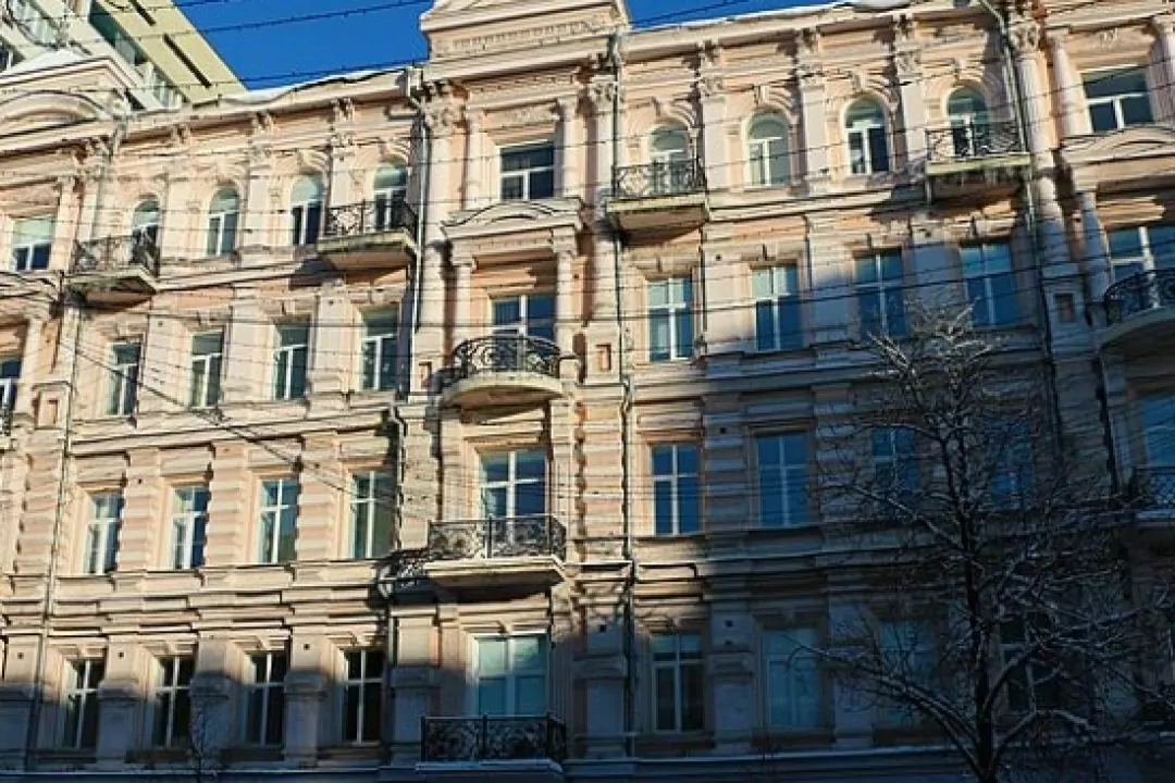 Історичний готель &laquo;Ермітаж&raquo; у центрі Києва продали за рекордні 311 млн гривень