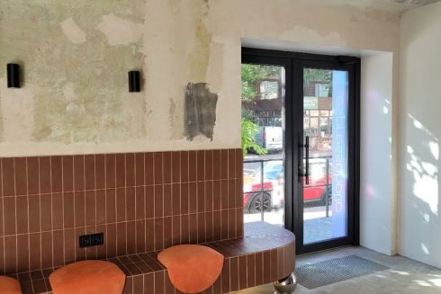 На Подоле открылась новая кофейня сети Espressoholic