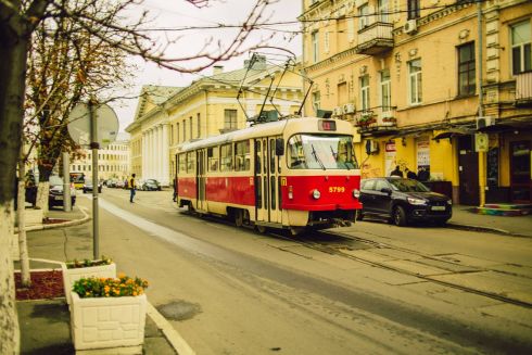Лучшее за неделю: Стоит ли поднимать цены на проезд и как стать диджейкой в 64 года