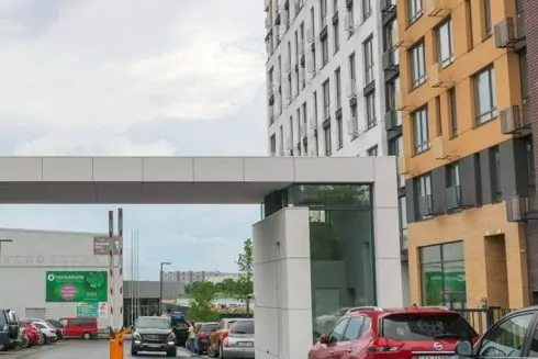 Що в Києві не так із закритими ЖК, і як зробити місто безпечним без парканів: пояснюють урбаністи