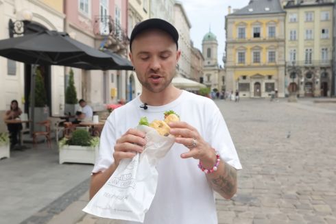 Міша Кацурін випустив відеогід про їжу Львова