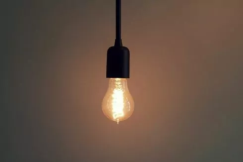 ДТЕК відключатиме світло і в тих будинках, де воно досі було