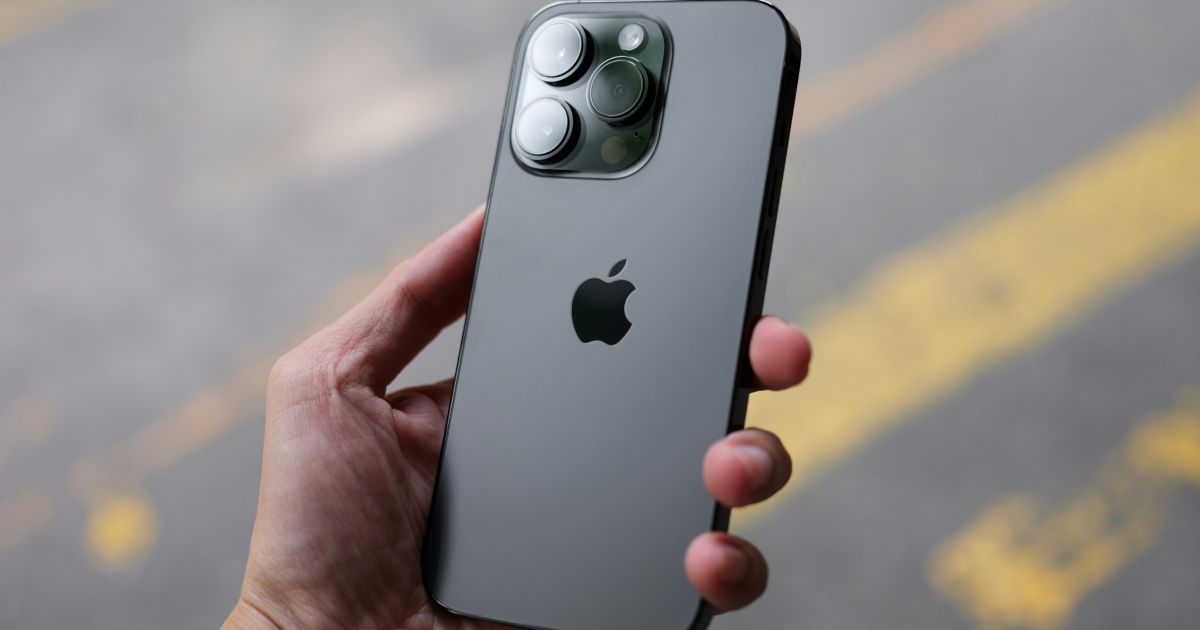 Apple хоче навчити iPhone розпізнавати викрадення з рук