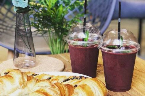 В шоуруме украинских брендов Osobnyak на Воздвиженке открыли кафе Spovidalnya