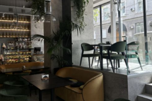 На Володимирській відкрився ресторан-кондитерська “Крендель”