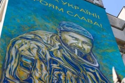 У центрі Києва з‘явився мурал, присвячений всім загиблим на війні