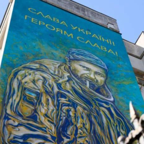 У центрі Києва з‘явився мурал, присвячений всім загиблим на війні