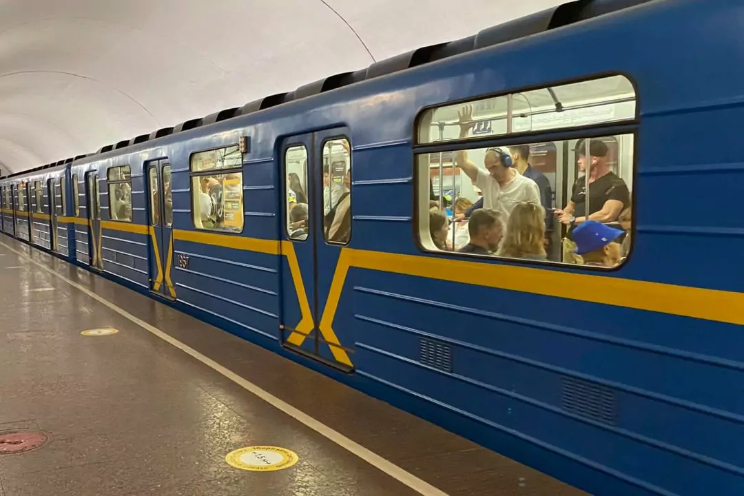 Кияни закликають почати будівництво &laquo;відкладеної&raquo; станції метро &ndash; петиція