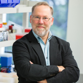 Лауреата Нобелівської премії не можуть знайти, бо він у поході без зв'язку