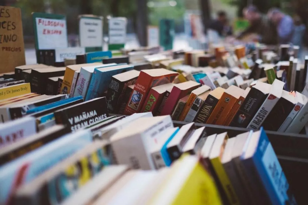 На Святошине хотят обустроить &laquo;Библиосквер&raquo; с местом для чтения книг под открытым небом