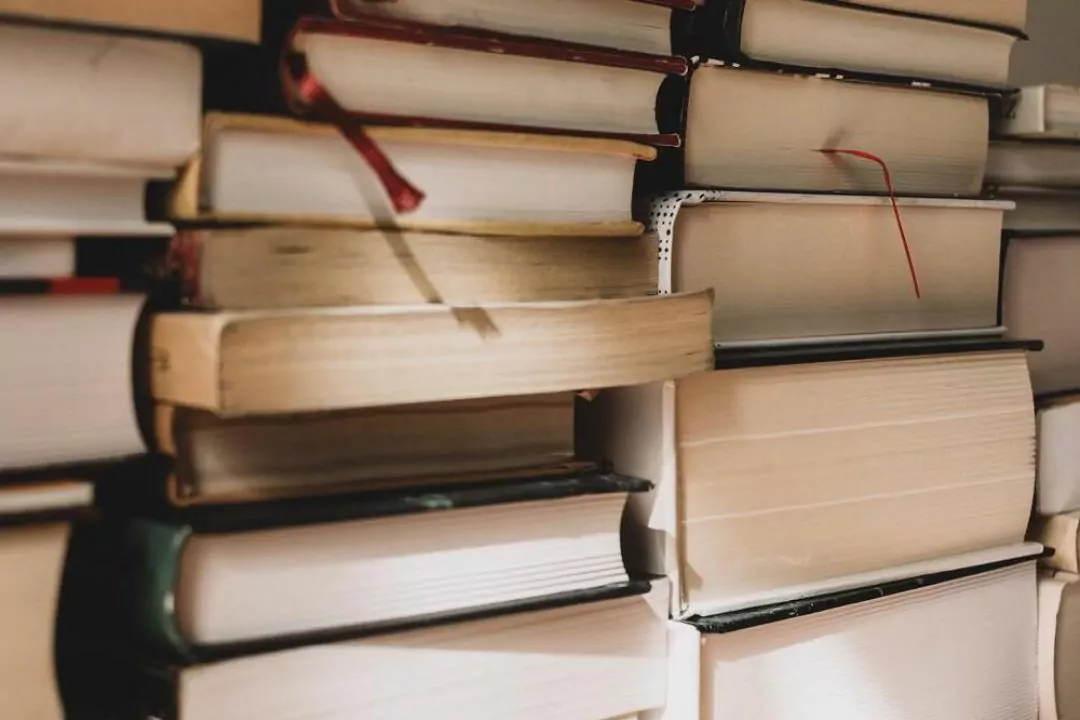 В Киеве можно сдать книги на русском языке для помощи ВСУ