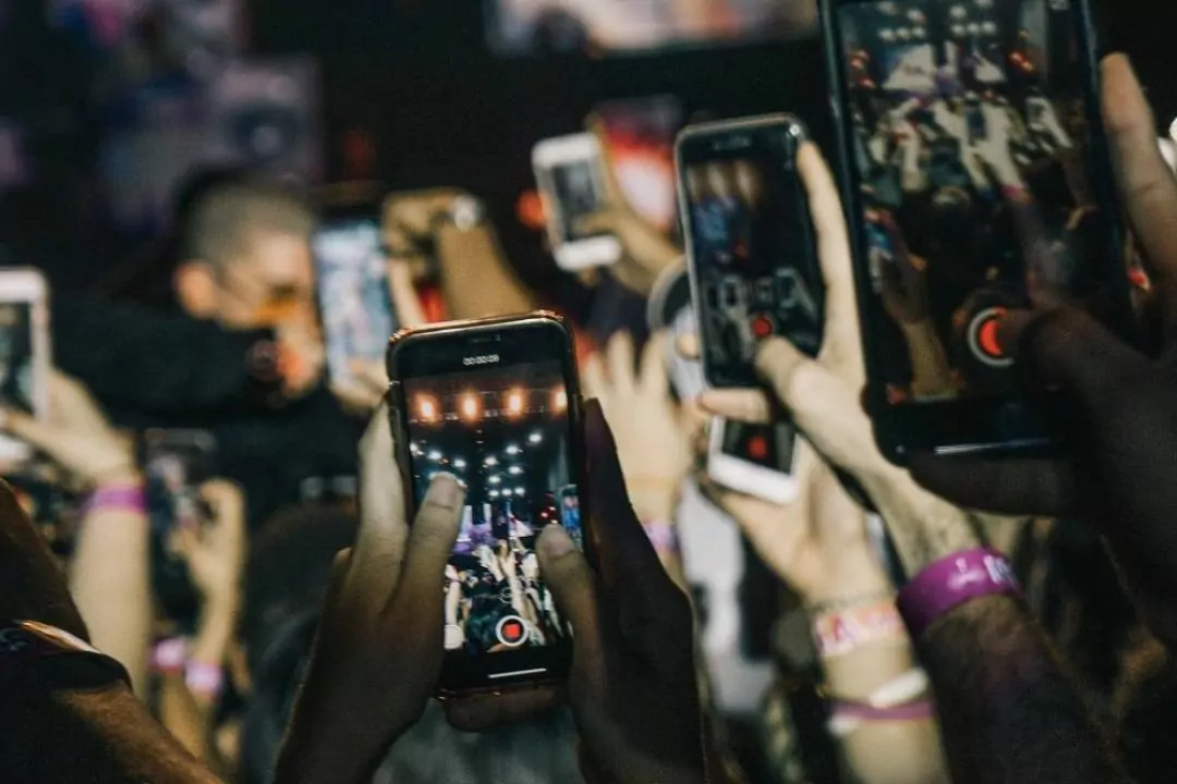 Данные 50 млн пользователей Instagram утекли в сеть