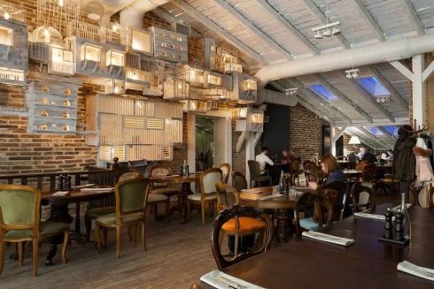 У Львові відкрився перший в Україні ресторан без офіціантів і меню