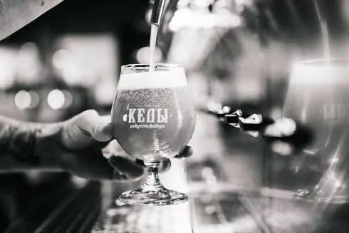 На Бессарабке откроют известный днепровский паб &laquo;Кеды искусствоведа&raquo;