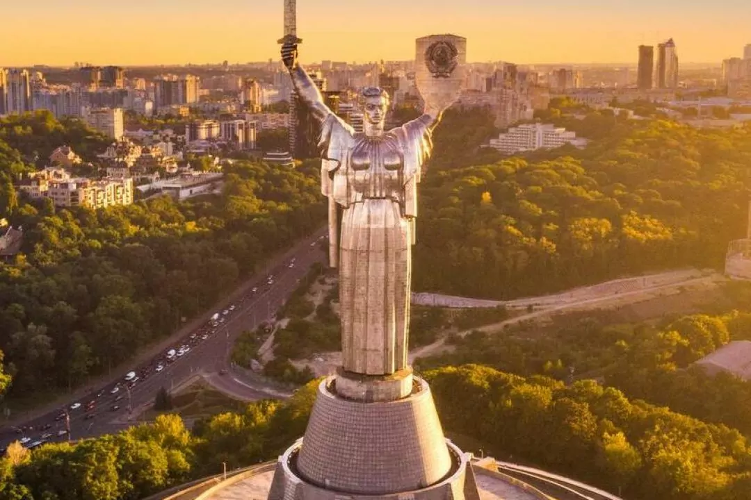 Украинцы проголосовали за трезубец на &laquo;Родине-Матери&raquo;. Возможно ли это и уместна ли такая замена &ndash; комментируют эксперты