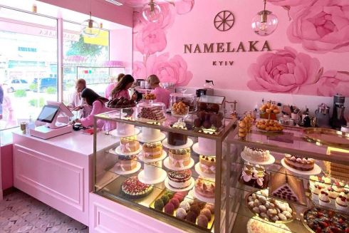 Біля метро «Тараса Шевченка» відкрилась кафе-кондитерська Namelaka