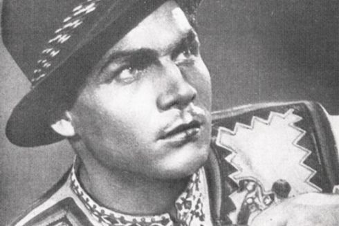 Вулицю Ахматової в Києві просять перейменувати на честь Дмитра Гнатюка: петиція