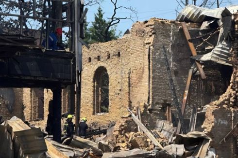 У Києві через обстріл зруйновано історичний будинок підприємця Якова Гретера