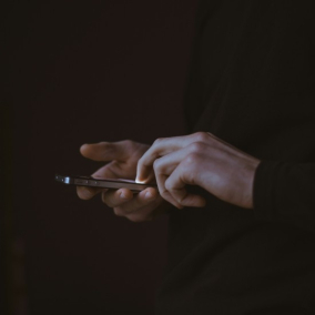 Чатбот Grok Ілона Маска планують вбудувати в Telegram цього літа