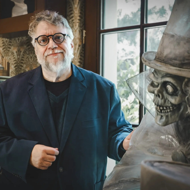 Ґільєрмо дель Торо розпродає свою колекцію жахів на аукціоні