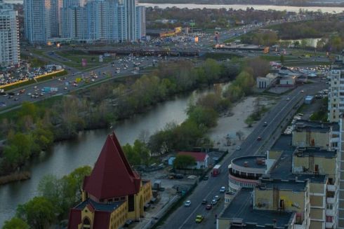 Амфітеатр та памп-трек. На Осокорках планують створити багатофункціональний парк навколо озера