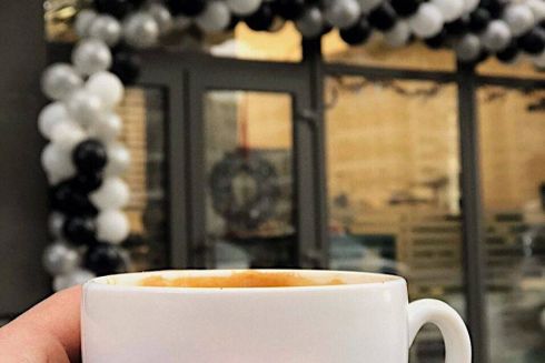 На Виноградарі відкрили кафе-кондитерську Hansel & Gretel