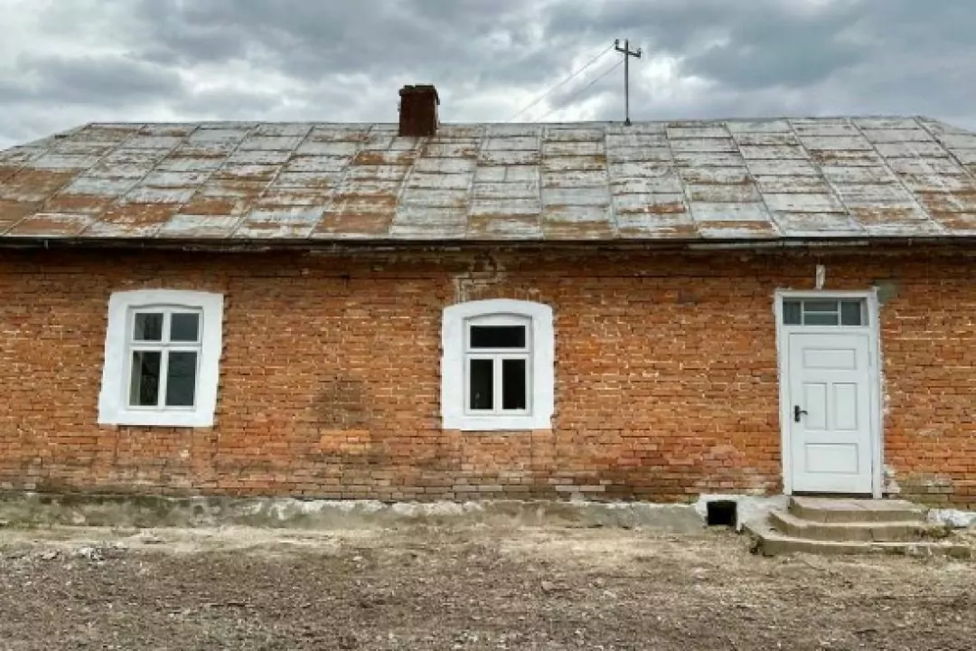 Дивіться, як відновили стару хату біля села Олесько на Львівщині: фото