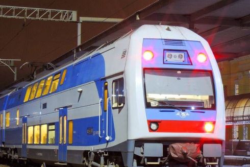 «Укрзалізниця» выпустит на маршрут двухэтажный поезд Skoda до конца года