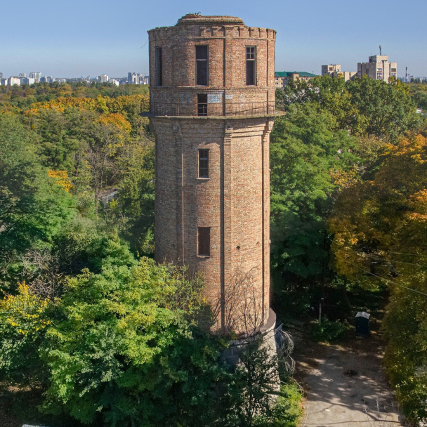 Суд дозволив забудову території Голосіївської вежі — попри статус пам'ятки