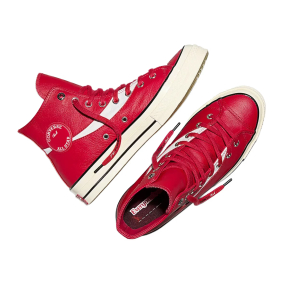 Converse та Coca-Cola випустили нову колекцію, натхненну культовою пляшкою