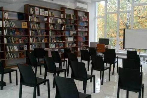 На Нивках почав працювати новий бібліохаб: як він виглядає