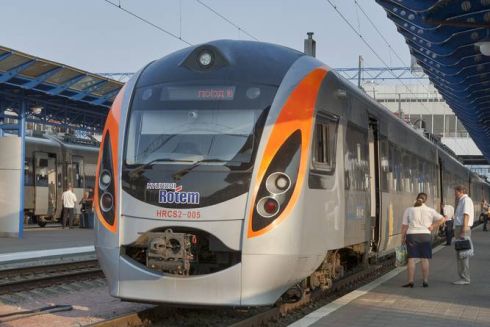 Україна відновлює залізничне сполучення з Польщею