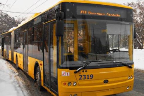 У Києві змінять дорожній рух через закриття частини &laquo;синьої&raquo; гілки метро