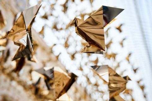 Інсталяцію з 5 тисяч оригамі розмістять на фасаді Музею історії Києва: коли йти дивитися