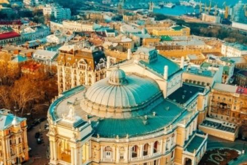 Міські голови Одеси та Дніпра намагатимуться скасувати перейменування вулиць: що їх не влаштовує