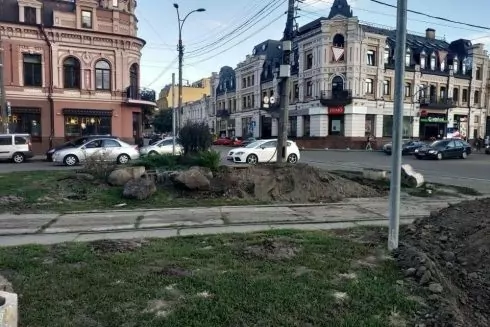 На Верхньому і Нижньому Валу облаштовують наземний перехід