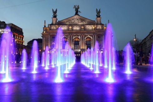 Во Львове остановят фонтаны и выключат подсветку домов, чтобы сократить энергопотребление