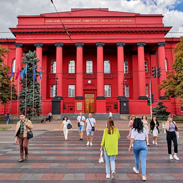 В університеті Шевченка закрили програми з вивчення російської та білоруської мов