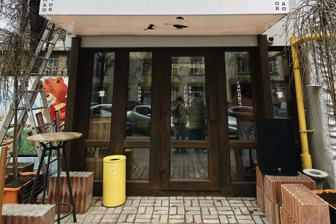 На Шота Руставелі відкрили заклад з сендвічами Bread For від власників Blur Coffee